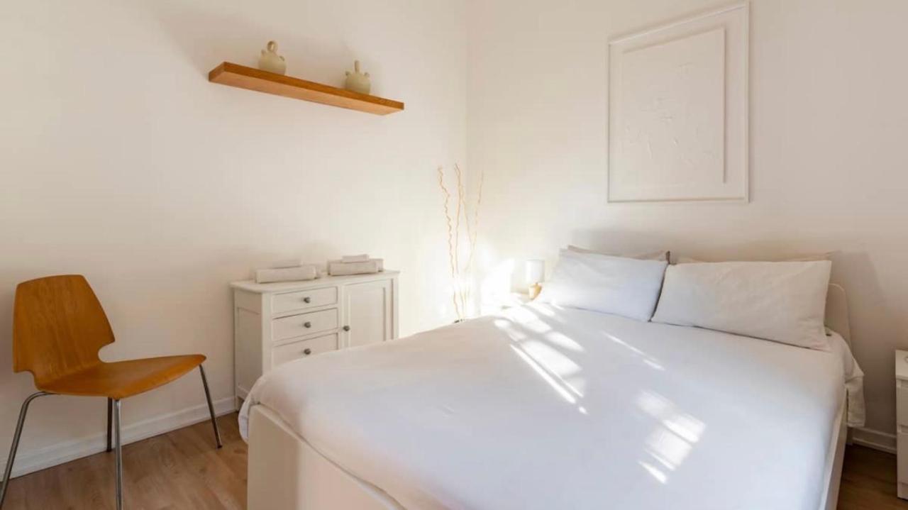Independent House With Private Patio In Rome 빌라 외부 사진